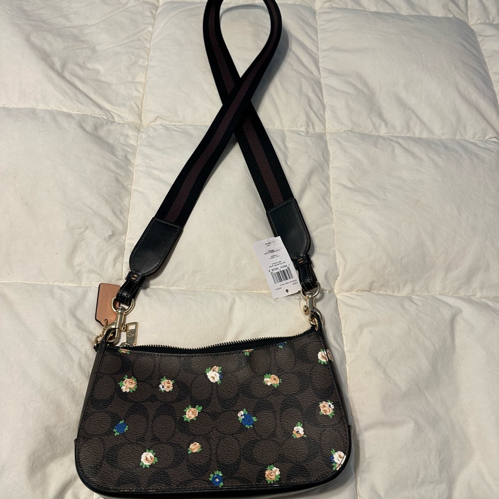 Crossbody Coach, brand new with tags. Never used, smoke free home